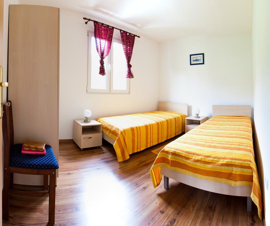 Apartment Sangaleti Lastovo Екстер'єр фото
