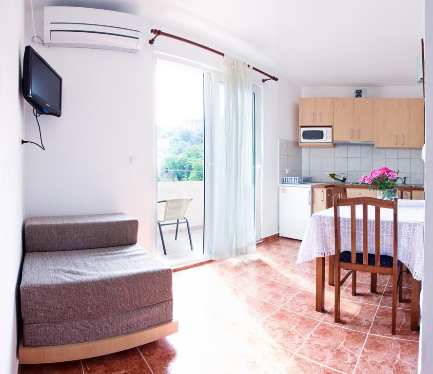 Apartment Sangaleti Lastovo Екстер'єр фото